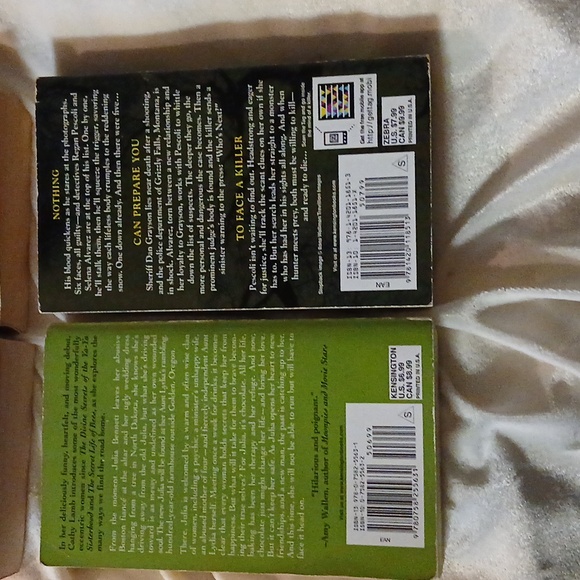 Paperback Book Bundle (4) - Picture 3 of 9